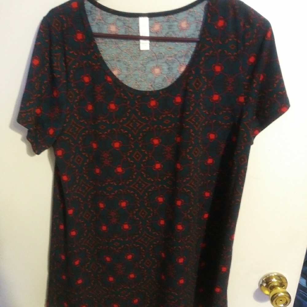 Lularoe print tunic
